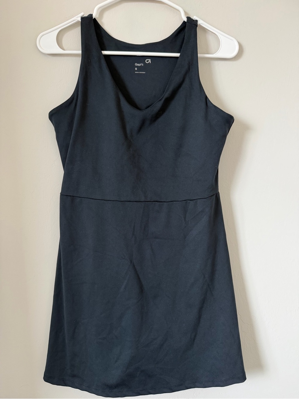 GAP Black Sleeveless V-Neck A-Line Dress